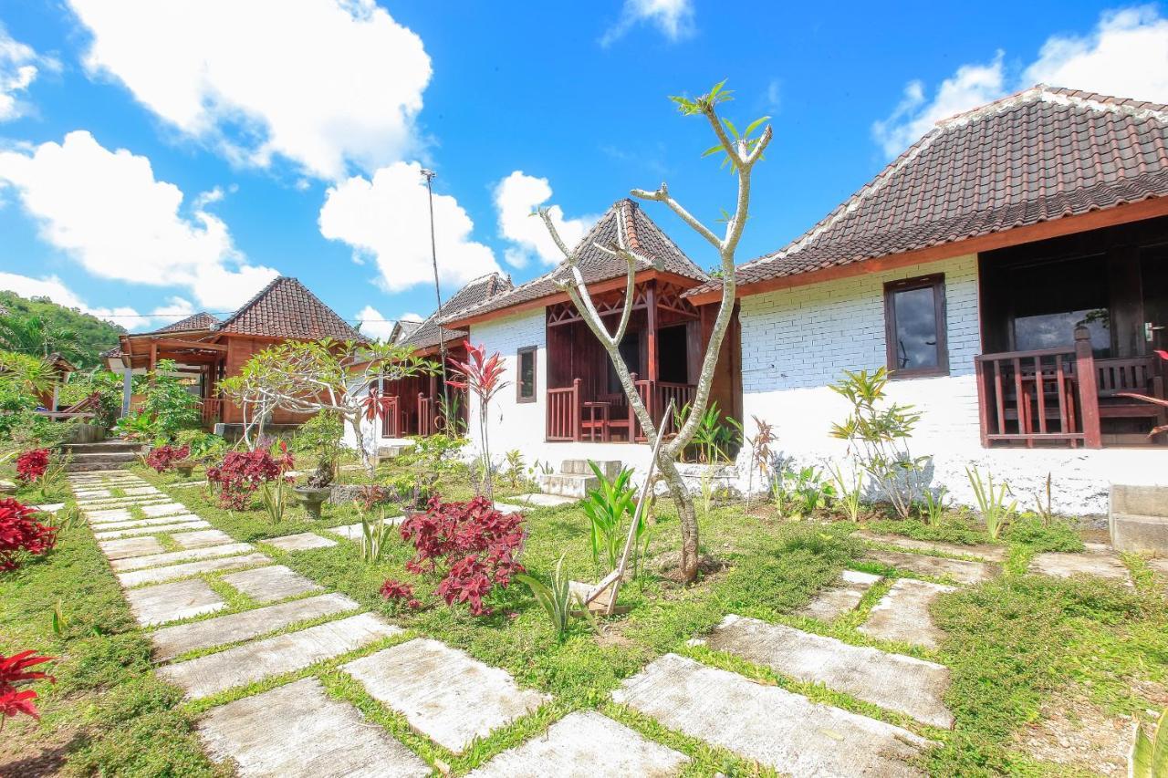 The Dara Hill Villa Batumadeg Exterior photo